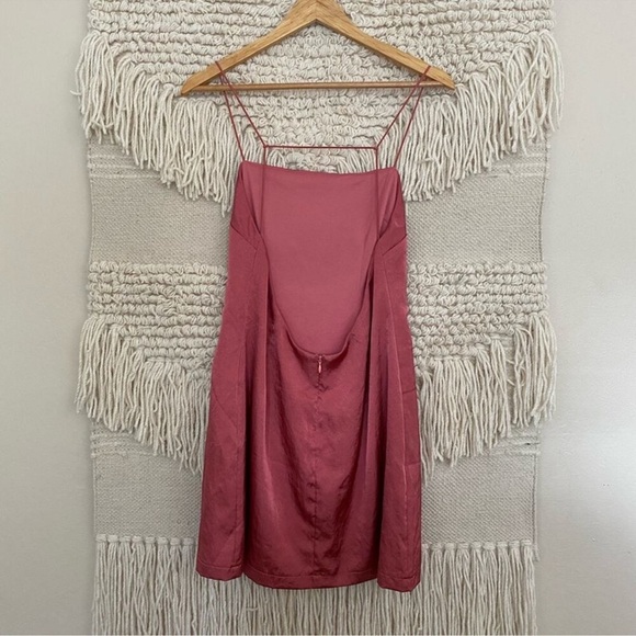 Superdown Satin Open Back Dress - Picture 6 of 6